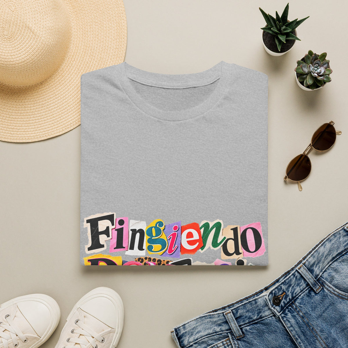 'Fingiendo Demencia' Colorful Ransom-Style Graphic Tee